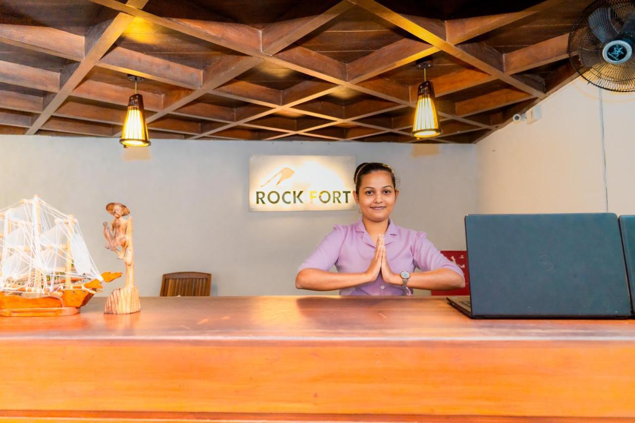 Rock Fort Beach Resort Unawatuna Ngoại thất bức ảnh